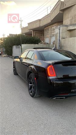 كرايسلر 300